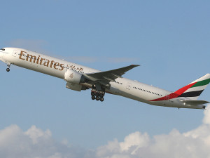 Emirates to stop flying over Iraq due to missile risk