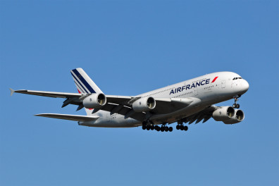 ﻿EU fines Air France-KLM, British Airways, and 9 other airlines $835.5M
