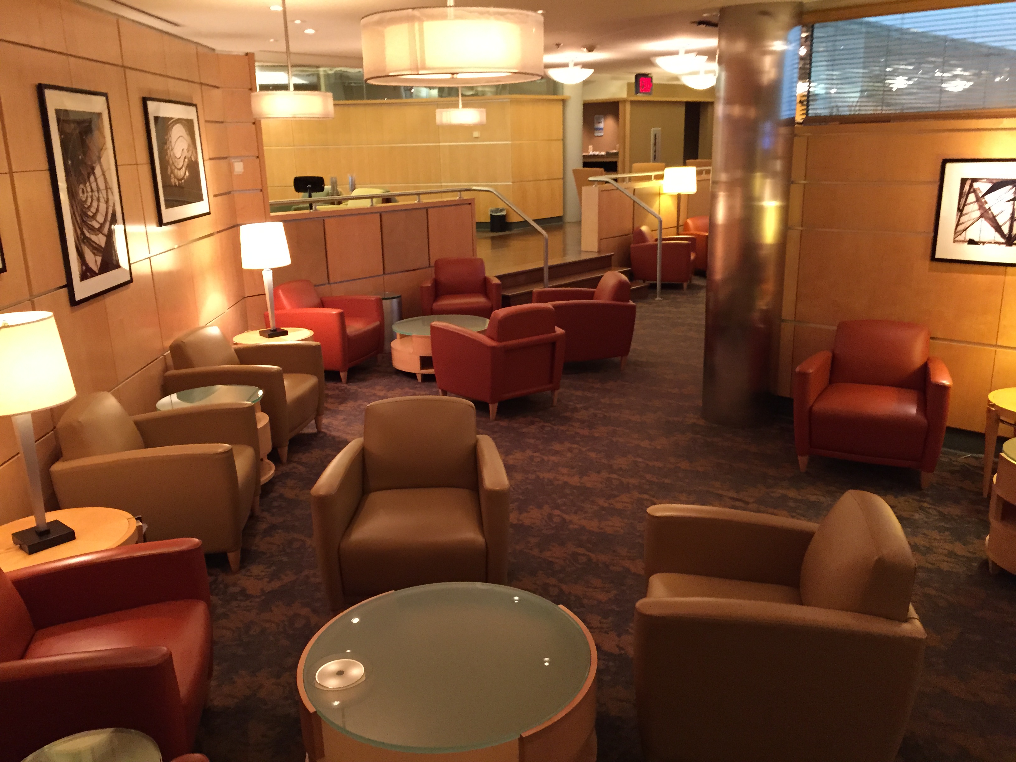 Lounge Review: Chesapeake Club Lounge at BWI Airport