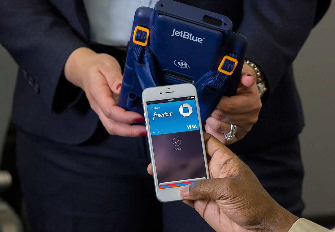JetBlue first U.S. airline to begin accepting Apple Pay