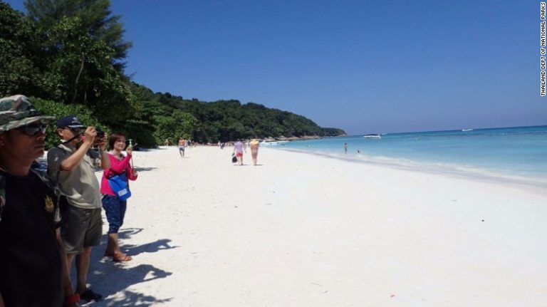 Thailand Closing Popular Island to Tourists