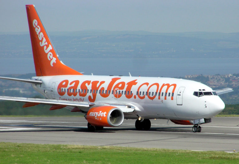 Disabled Reporter Criticizes EasyJet After Being Left on Plane