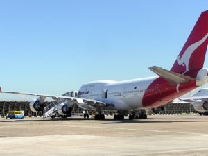 Qantas Sued