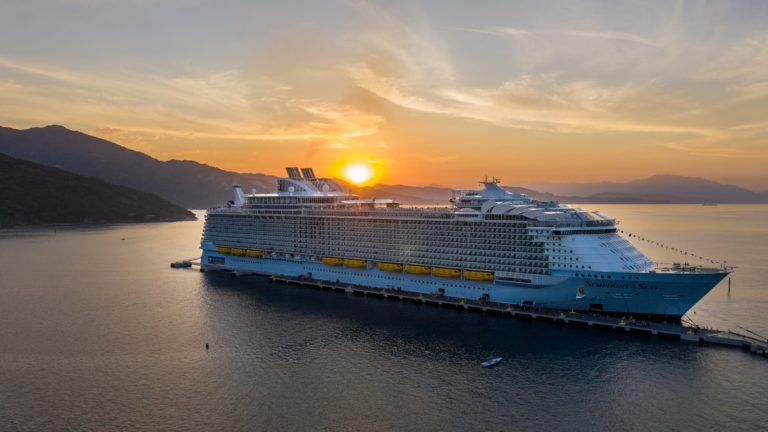 Royal Caribbean Trademarks Face Masks Amid Corona Fears On Cruises