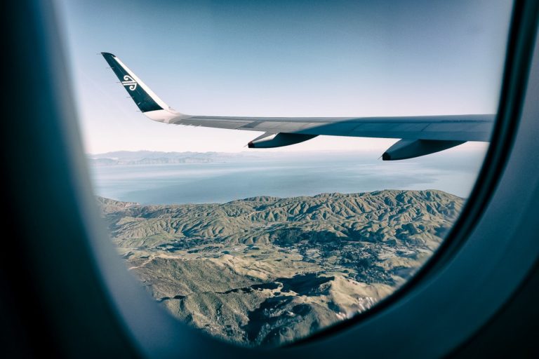 Passenger Buys Newspaper Ad After Failed Attempts At Contacting Air NZ